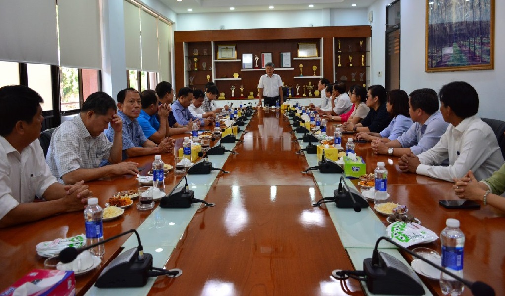 Chủ tịch Hội đồng Quản trị VRG Trần Công Kha thăm, làm việc với Cao su Bà Rịa và Cao su Đồng Nai
